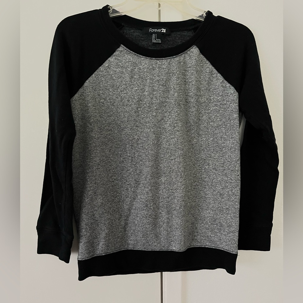Forever 21 lightweight sweatshirt